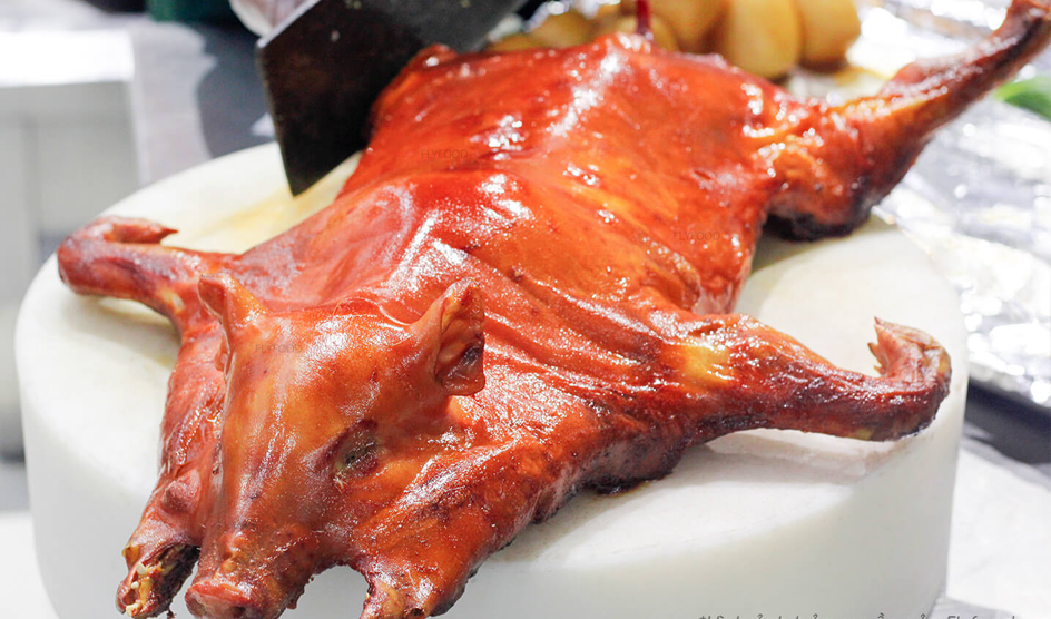 Heo sữa quay có giá thành cạnh tranh