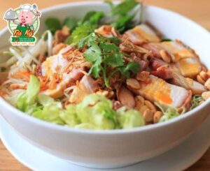 Top các món ăn kèm với heo quay